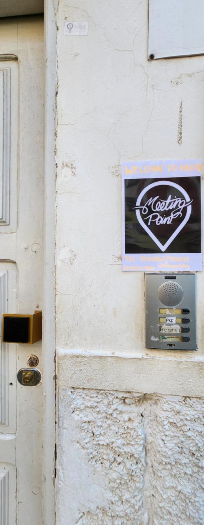 No Cash Accepted-Meeting Point Hostel- Praia, Also In Tarrafal & Fogo Dış mekan fotoğraf